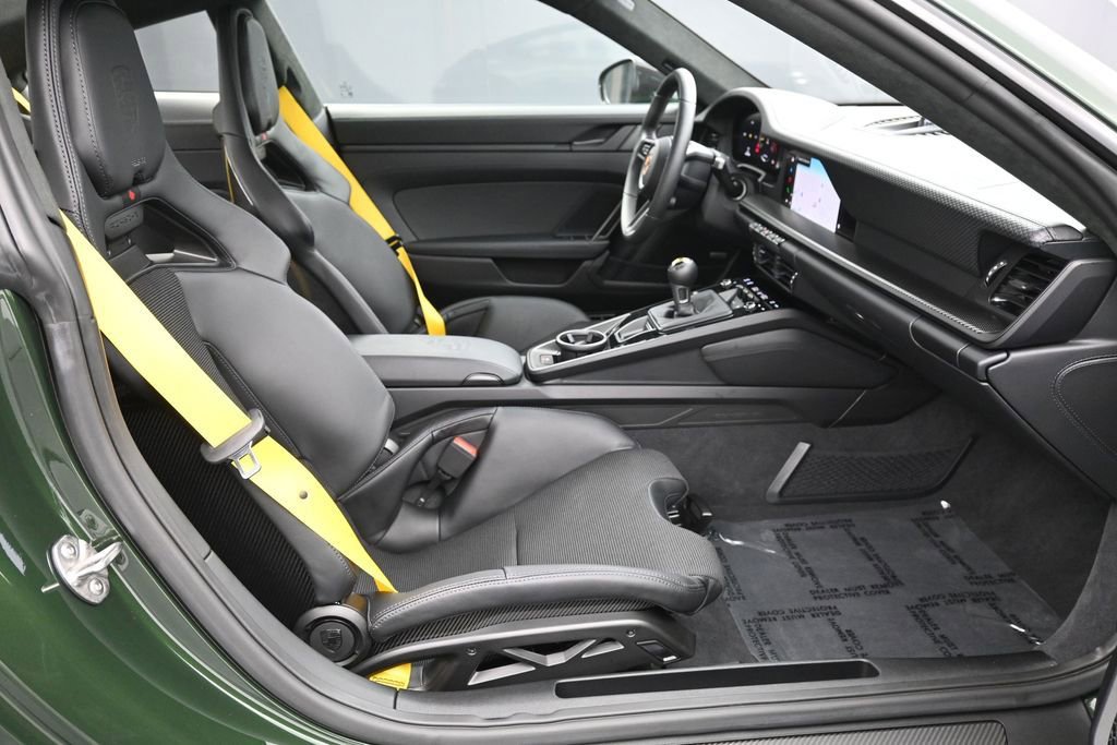 Certified 2026 Porsche 911 GT3 RWD image 32