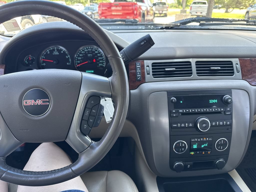 Used 2013 GMC Sierra 1500 SLT w/ SLT White Diamond Edition AWD/4WD image 12