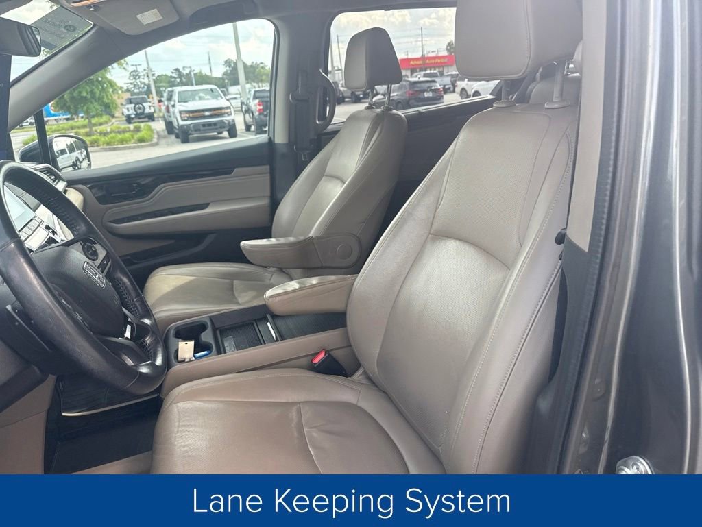 Used 2018 Honda Odyssey Elite image 8