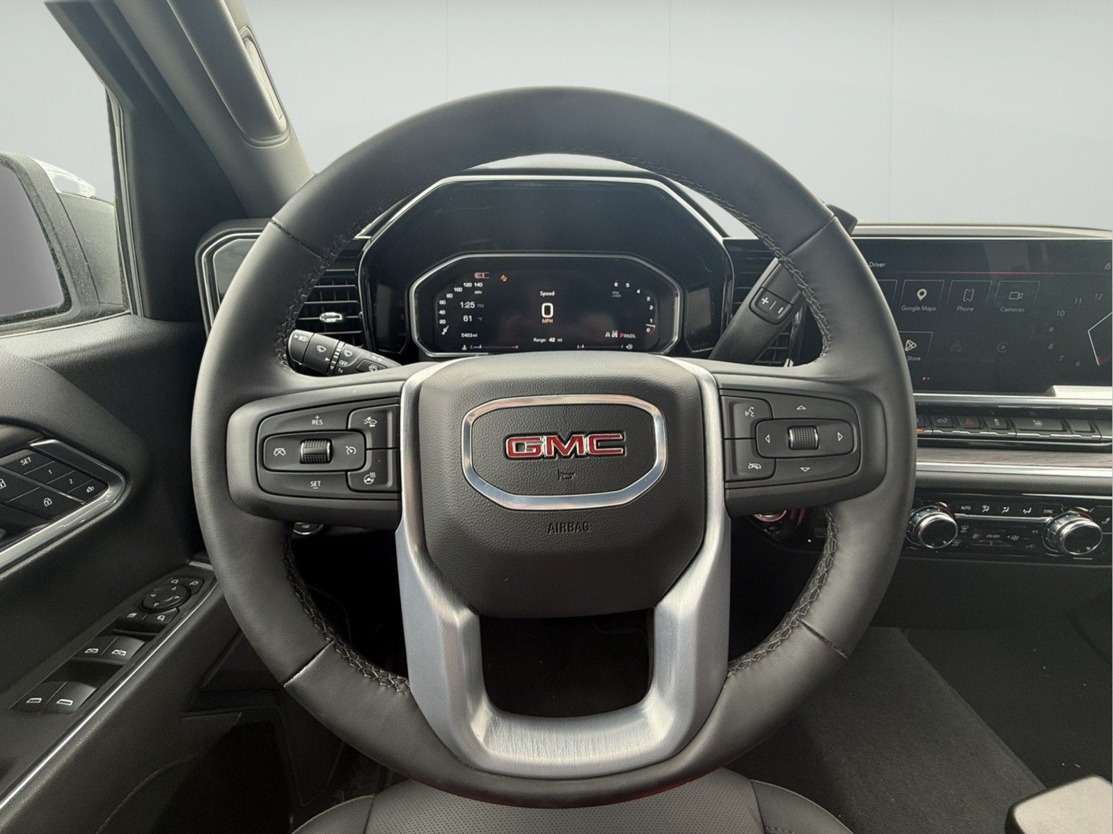 Used 2026 GMC Sierra 1500 SLT AWD/4WD image 13