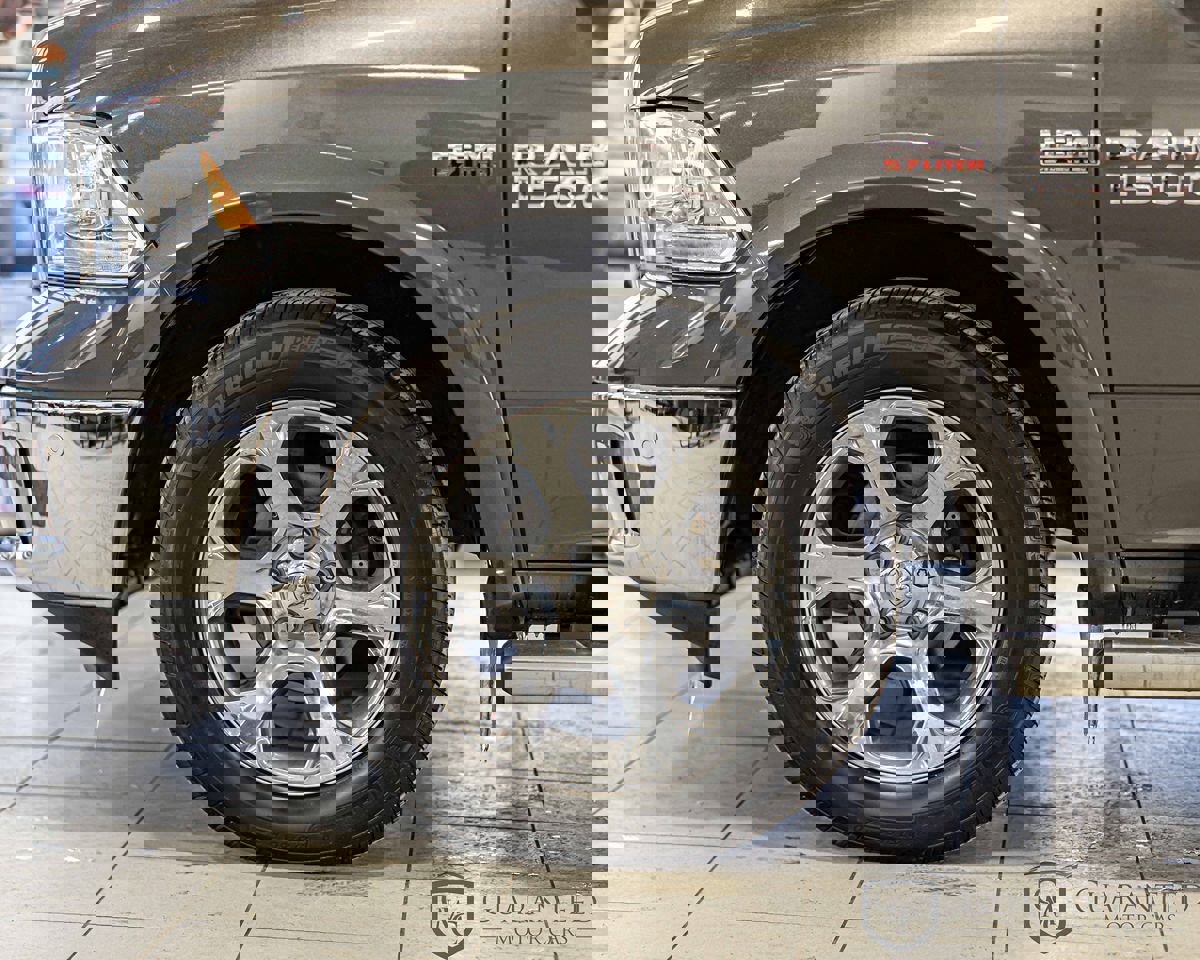 Used 2016 RAM 1500 Laramie w/ Convenience Group image 6