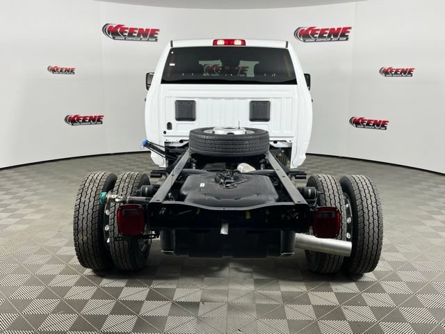 New 2026 RAM 5500 Tradesman w/ Chrome Appearance Group AWD/4WD image 7