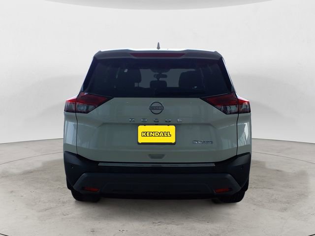 Used 2023 Nissan Rogue SV image 4