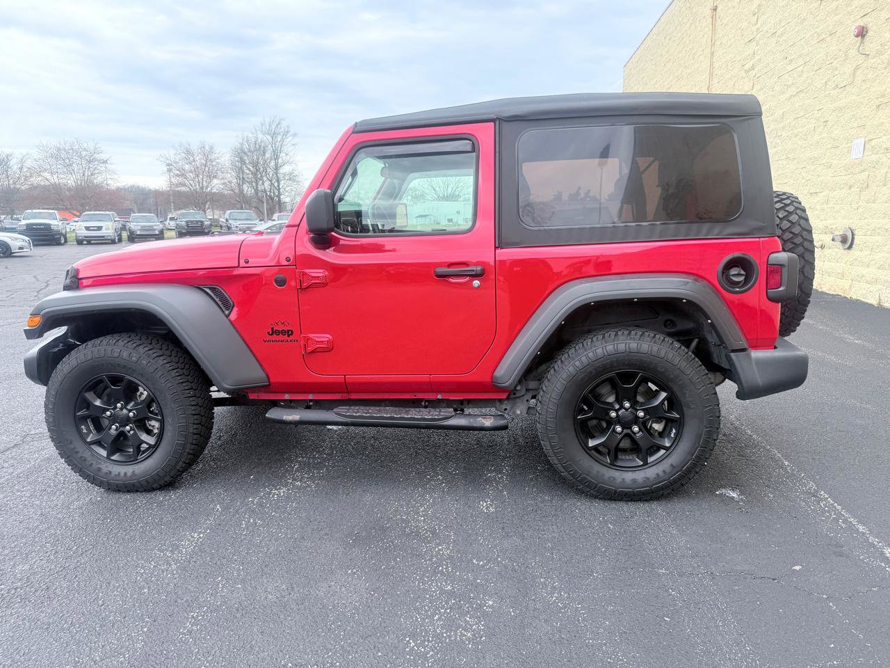 Used 2021 Jeep Wrangler Sport AWD/4WD image 2
