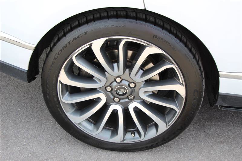 Used 2015 Land Rover Range Rover Autobiography image 14