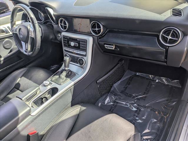 Used 2013 Mercedes-Benz SLK 350 image 17