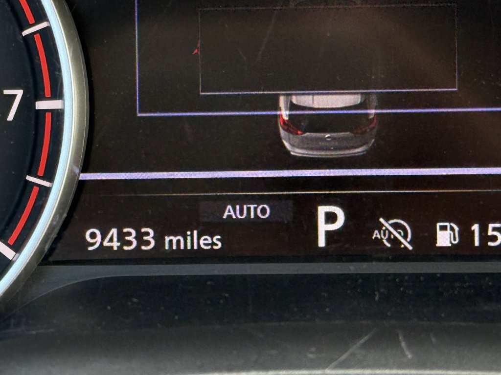 Used 2025 Nissan Rogue SV image 11