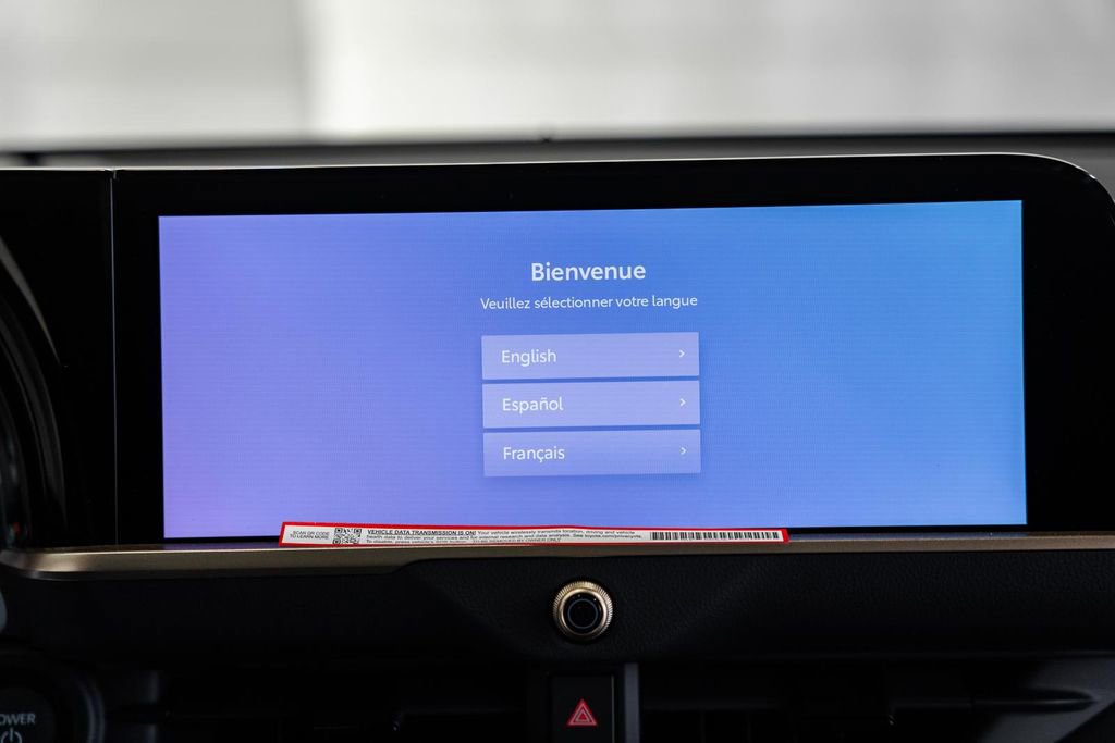 New 2025 Toyota Crown Signia image 23