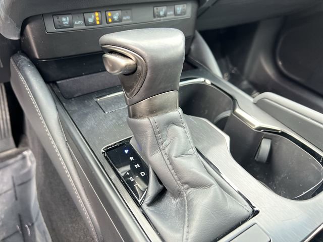 Certified 2025 Lexus ES 350 w/ Premium Package image 13