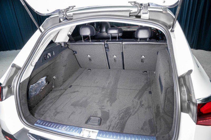 New 2025 Mercedes-Benz E 450 4MATIC All-Terrain Wagon image 6