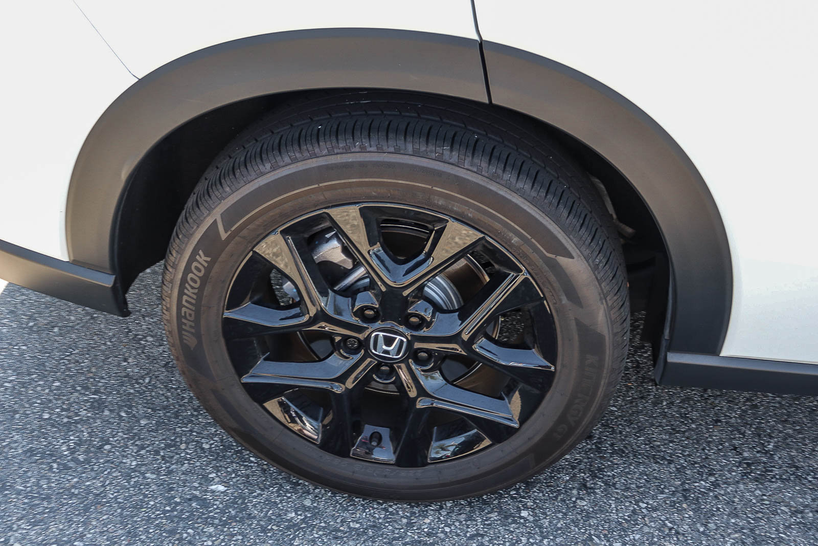 Certified 2024 Honda HR-V Sport image 8