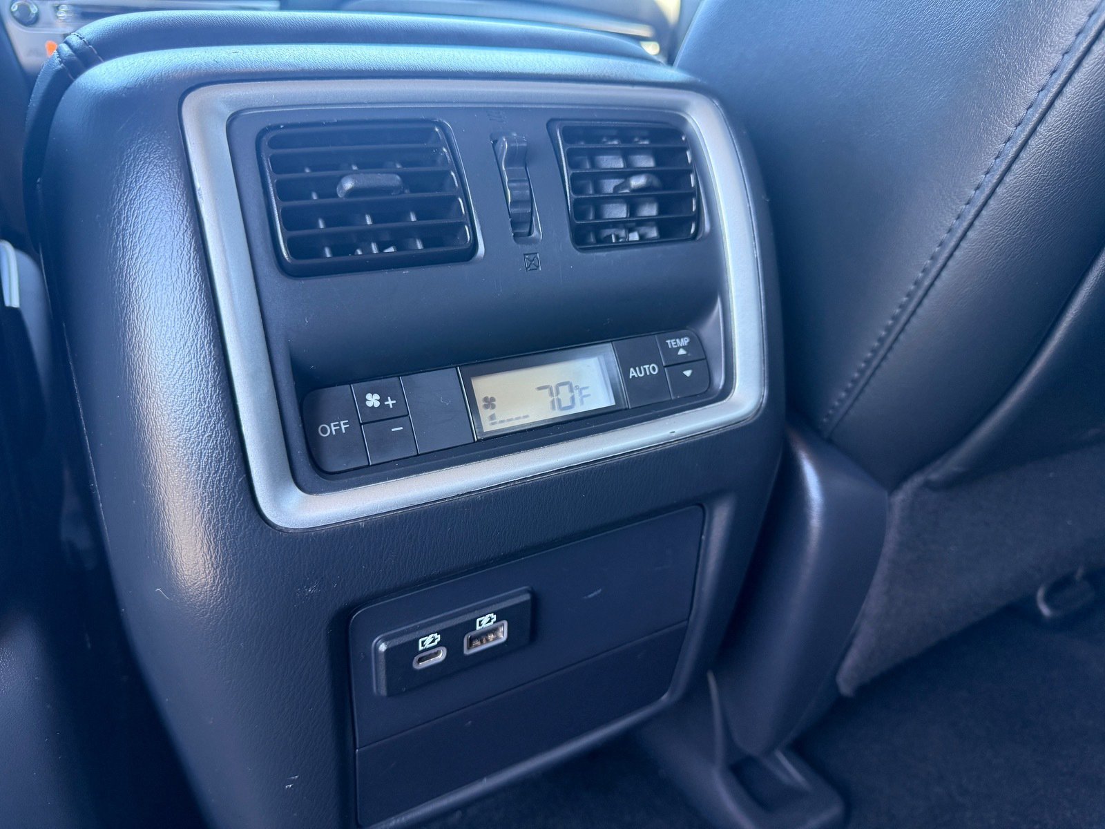 Used 2019 INFINITI QX60 Luxe w/ Essential Package image 25