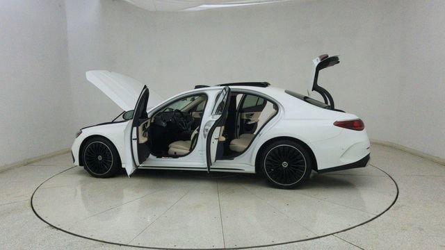 Used 2024 Mercedes-Benz E 350 4MATIC Sedan image 74