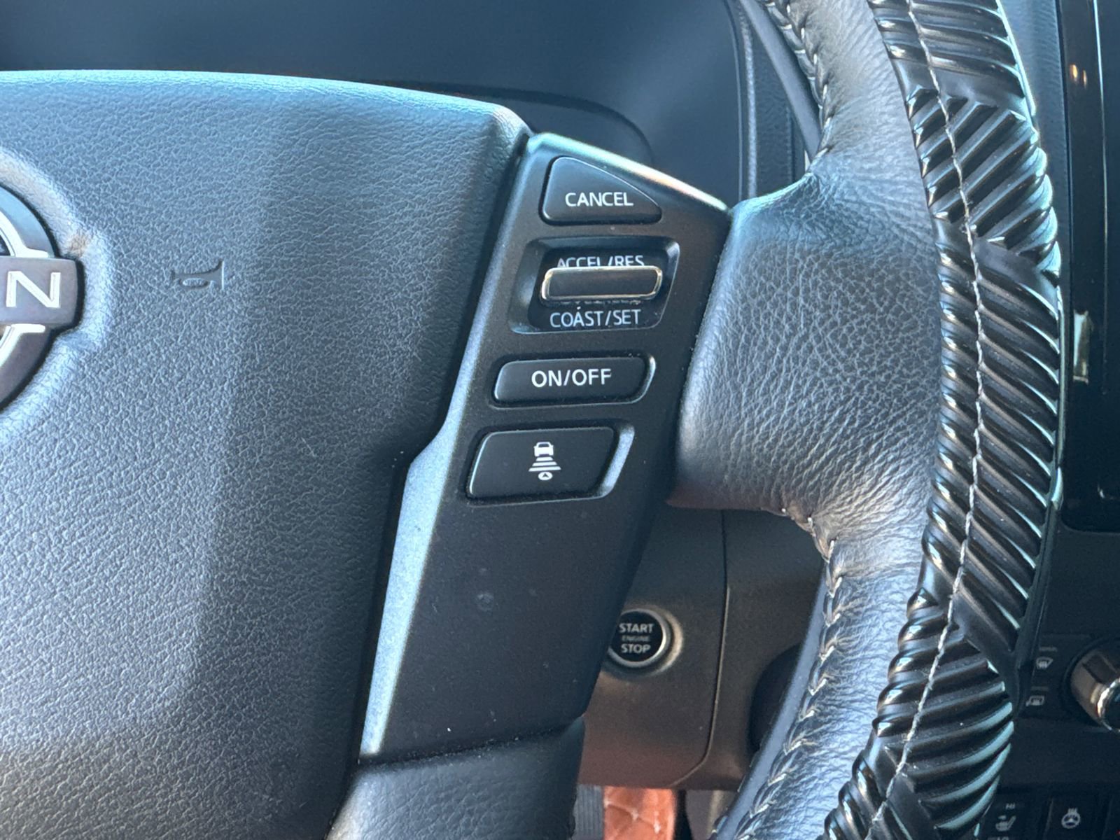 Used 2024 Nissan Frontier SV w/ SV Convenience Package image 25