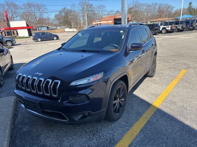 Used 2016 Jeep Cherokee Limited w/ Luxury Group FWD image 2
