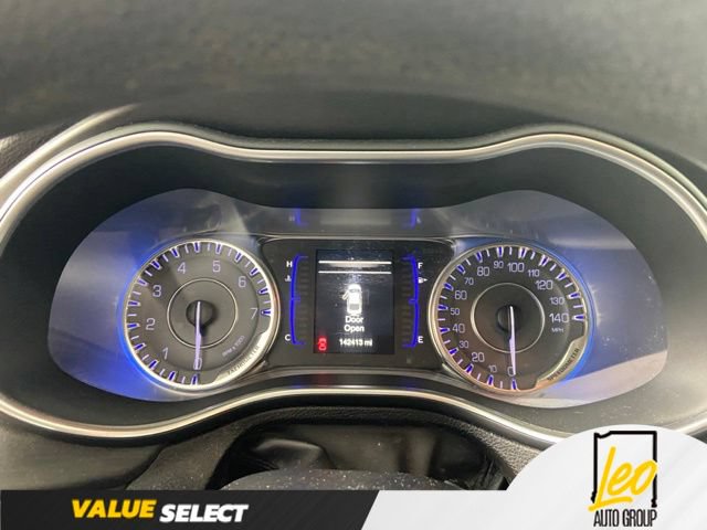 Used 2016 Chrysler 200 Limited FWD image 13