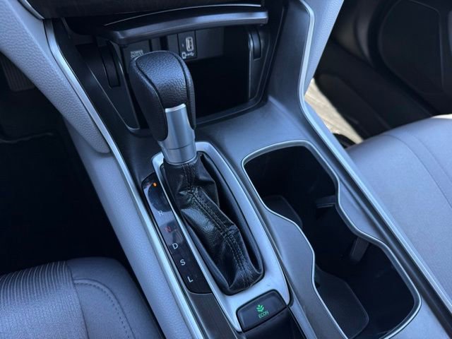 Used 2020 Honda Accord EX image 28
