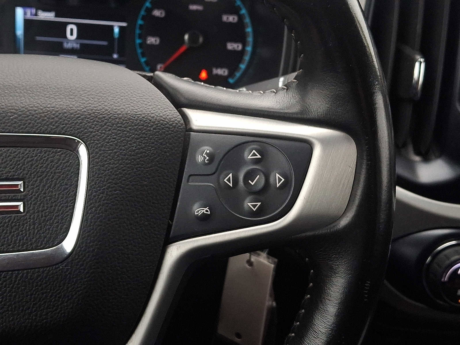 Used 2018 GMC Canyon SLE w/ SLE Convenience Package image 21