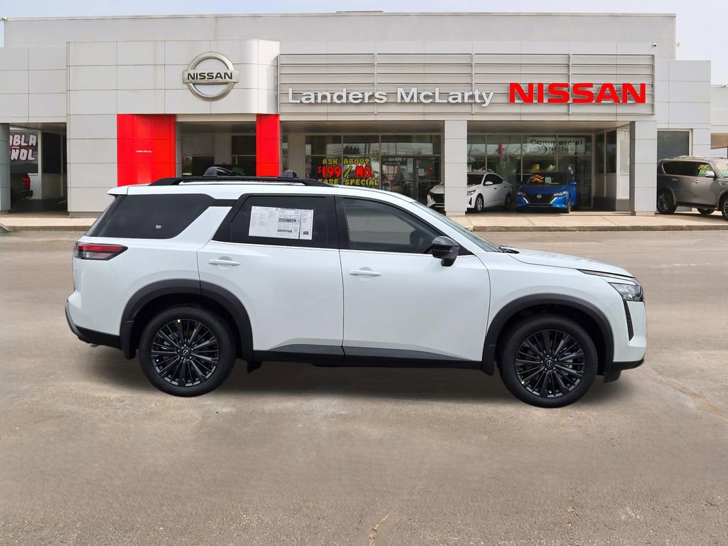 New 2026 Nissan Pathfinder SL w/ SL Premium Package image 2