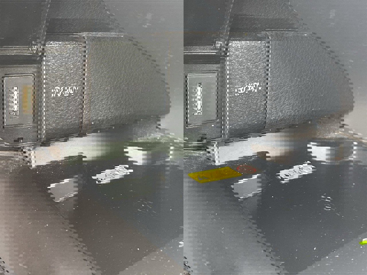 Used 2022 Toyota Camry XSE image 27