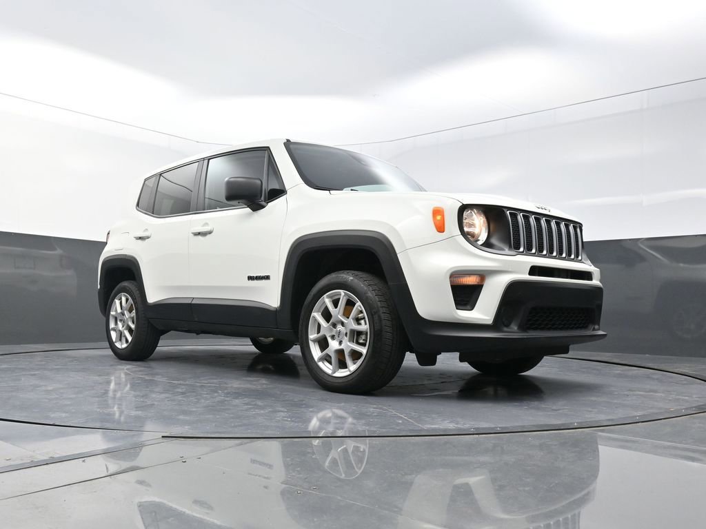 Used 2023 Jeep Renegade Latitude image 23