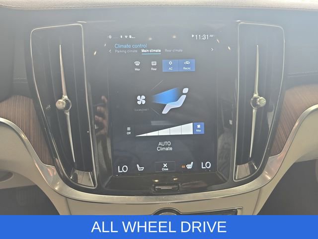 Used 2020 Volvo V60 T5 Cross Country w/ Protection Package Premier image 20