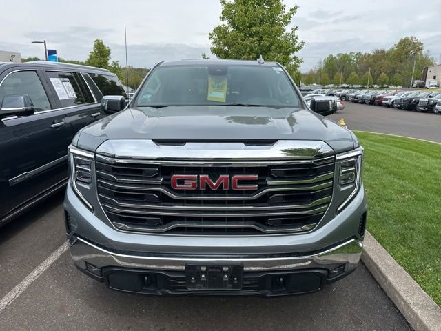 Used 2024 GMC Sierra 1500 SLT w/ SLT Premium Package AWD/4WD image 2