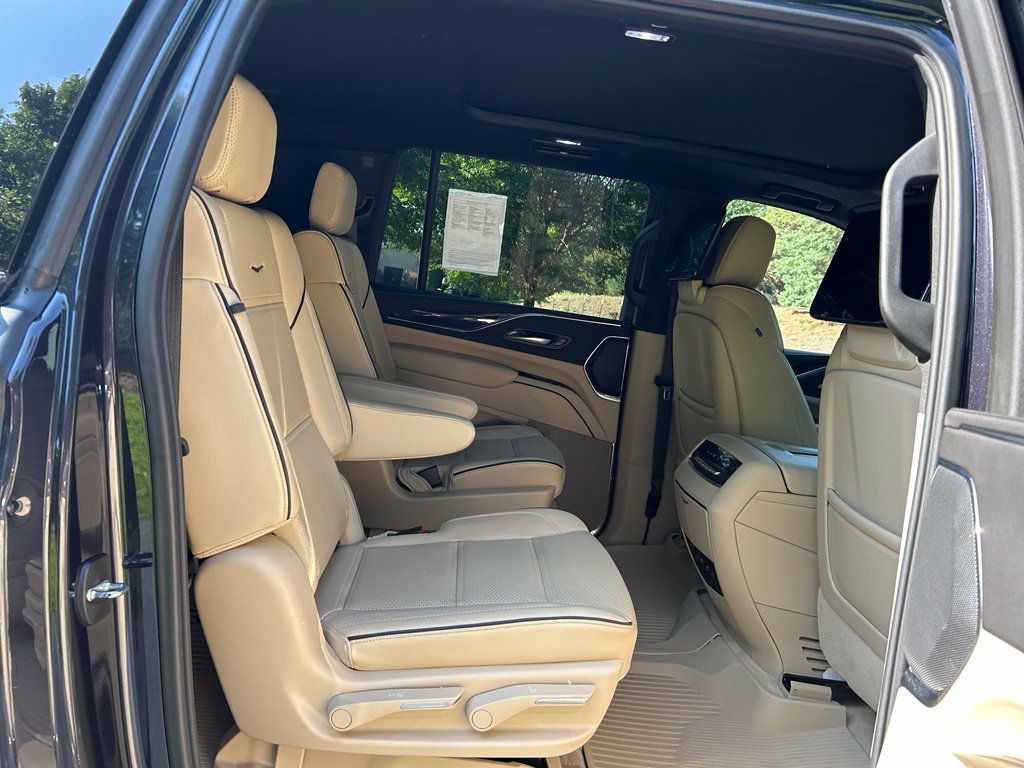 Used 2024 Cadillac Escalade ESV Premium Luxury w/ LPO, Floor Liner Package AWD/4WD image 52