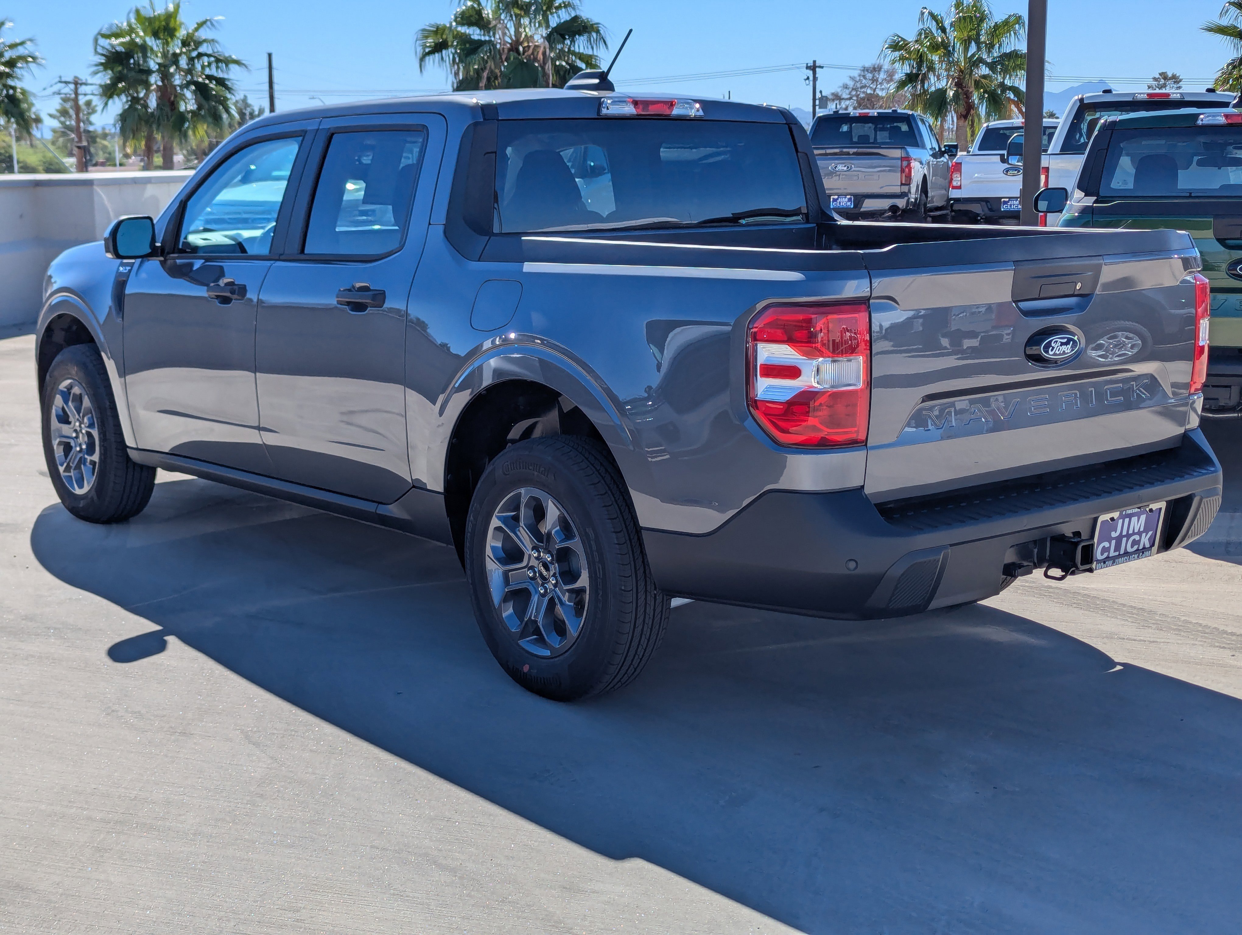 New 2025 Ford Maverick XLT w/ XLT Luxury Package image 4