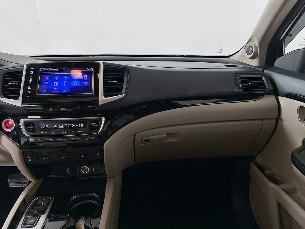 Used 2018 Honda Pilot Touring image 20
