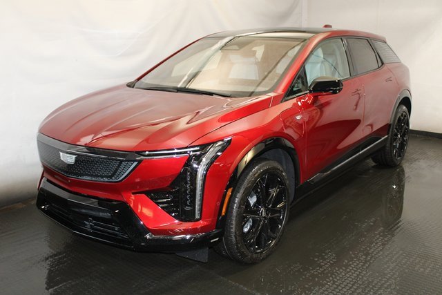 New 2025 Cadillac Optiq Sport 1 w/ LPO, ONYX Package image 2