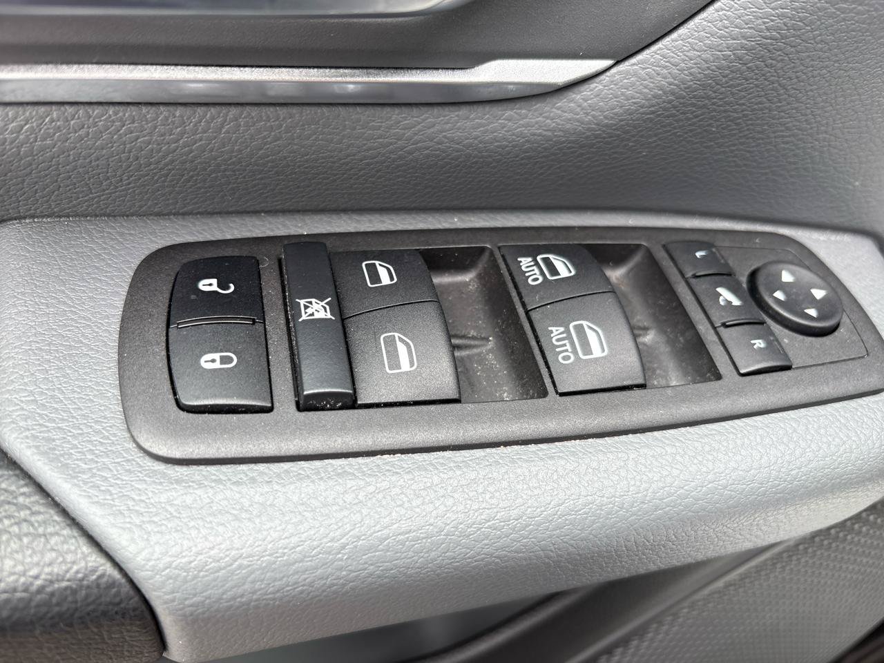 Used 2022 RAM 1500 Big Horn AWD/4WD image 16
