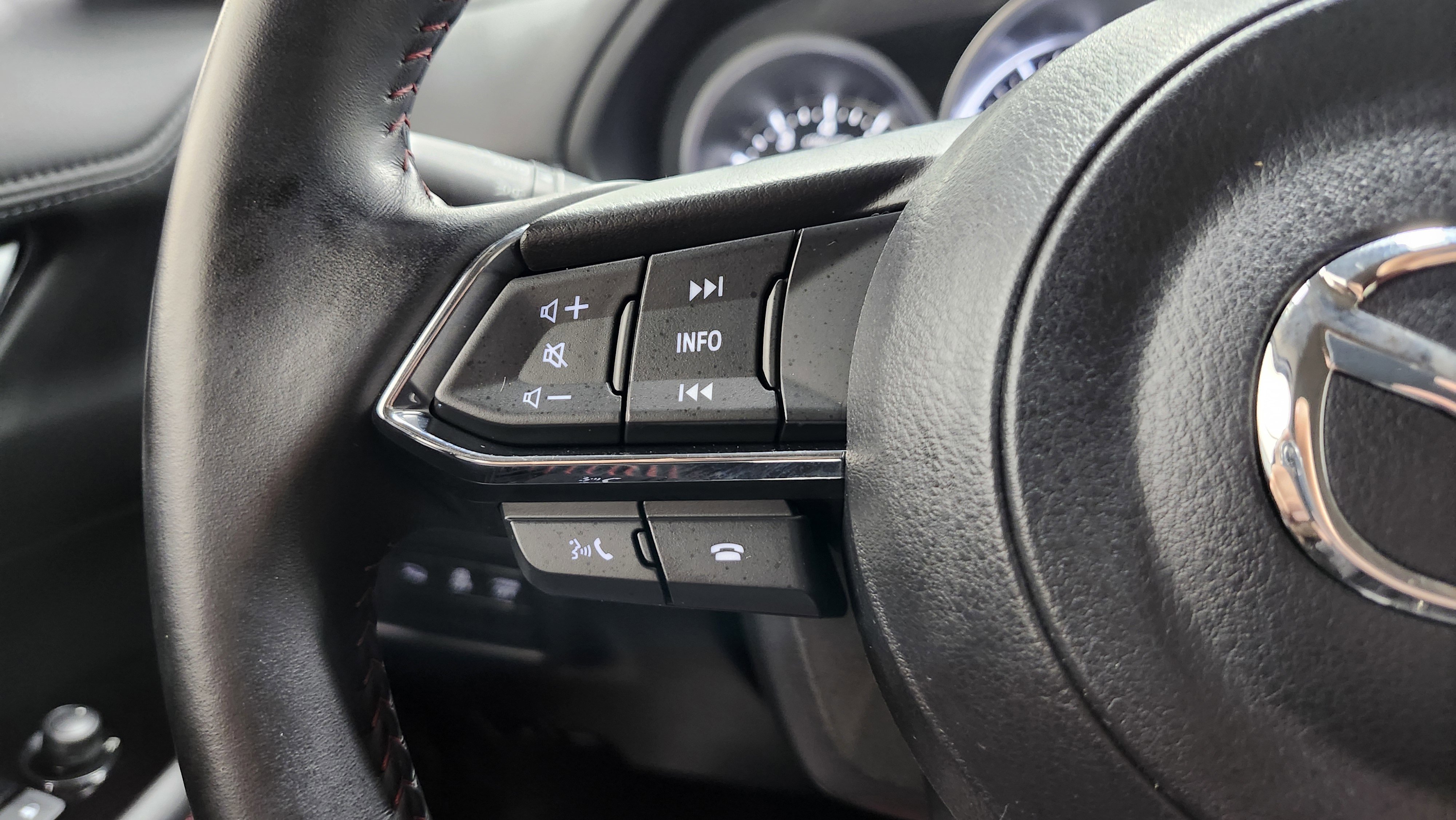 Used 2024 MAZDA CX-5 Carbon Edition image 38