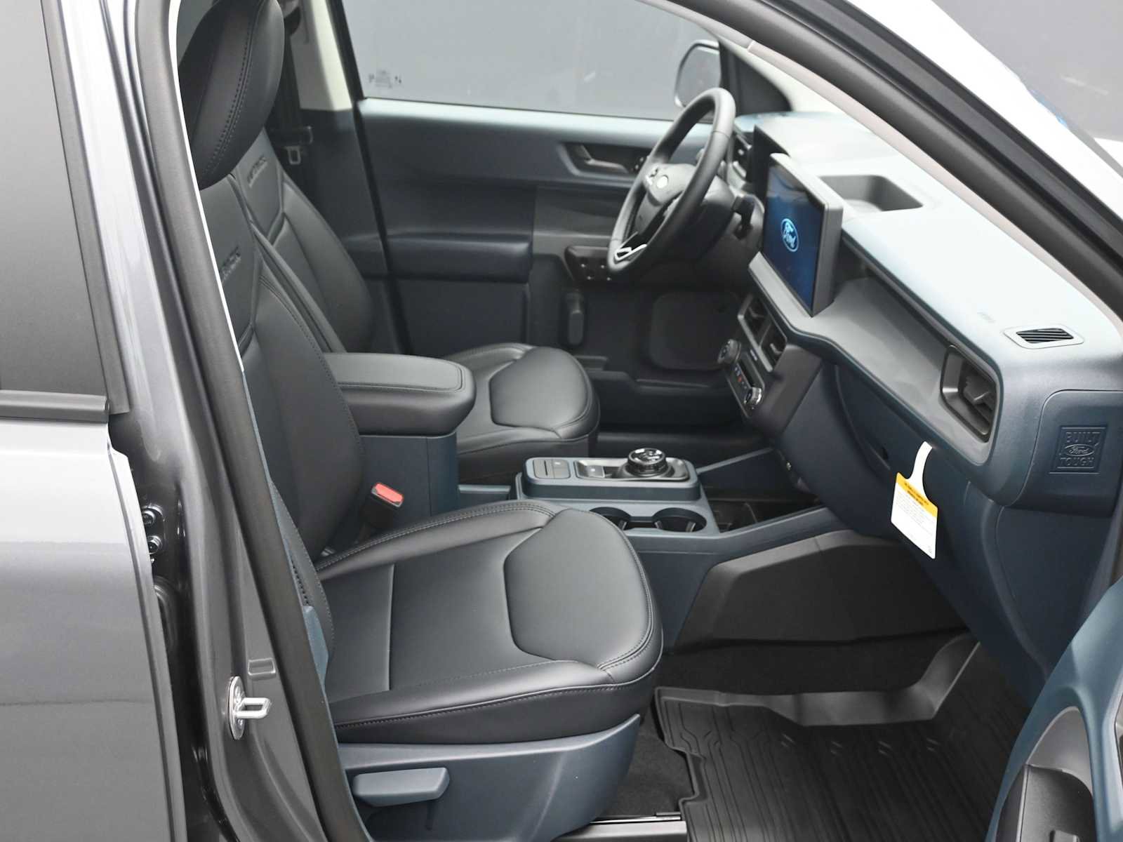 New 2026 Ford Maverick Lariat w/ Black Appearance Package image 12