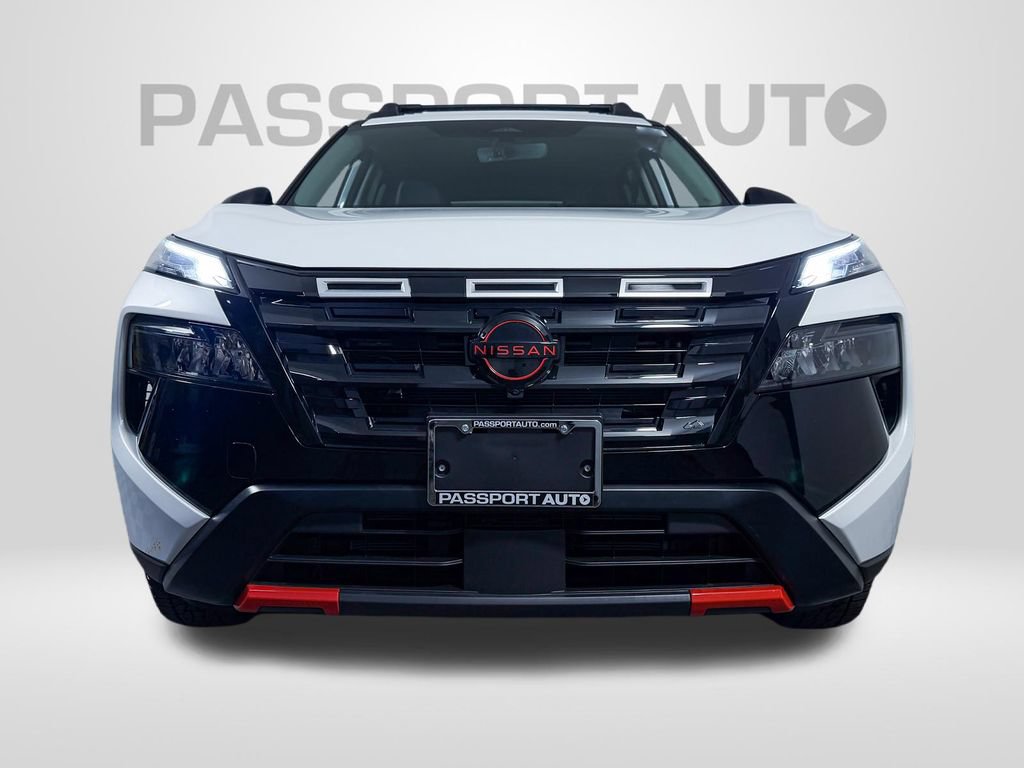 Certified 2026 Nissan Rogue SV AWD/4WD image 2