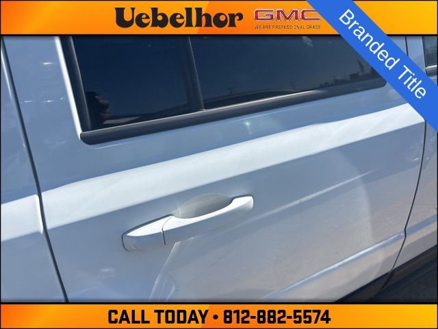 Used 2015 Jeep Patriot Sport w/ Power Value Group FWD image 4