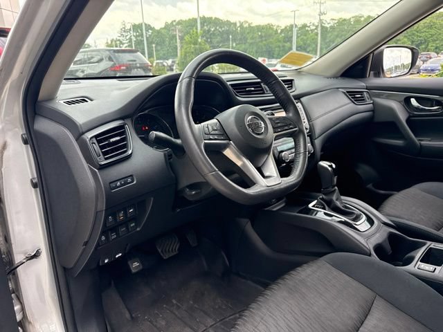 Used 2017 Nissan Rogue SV w/ HEV Premium Package AWD/4WD image 14