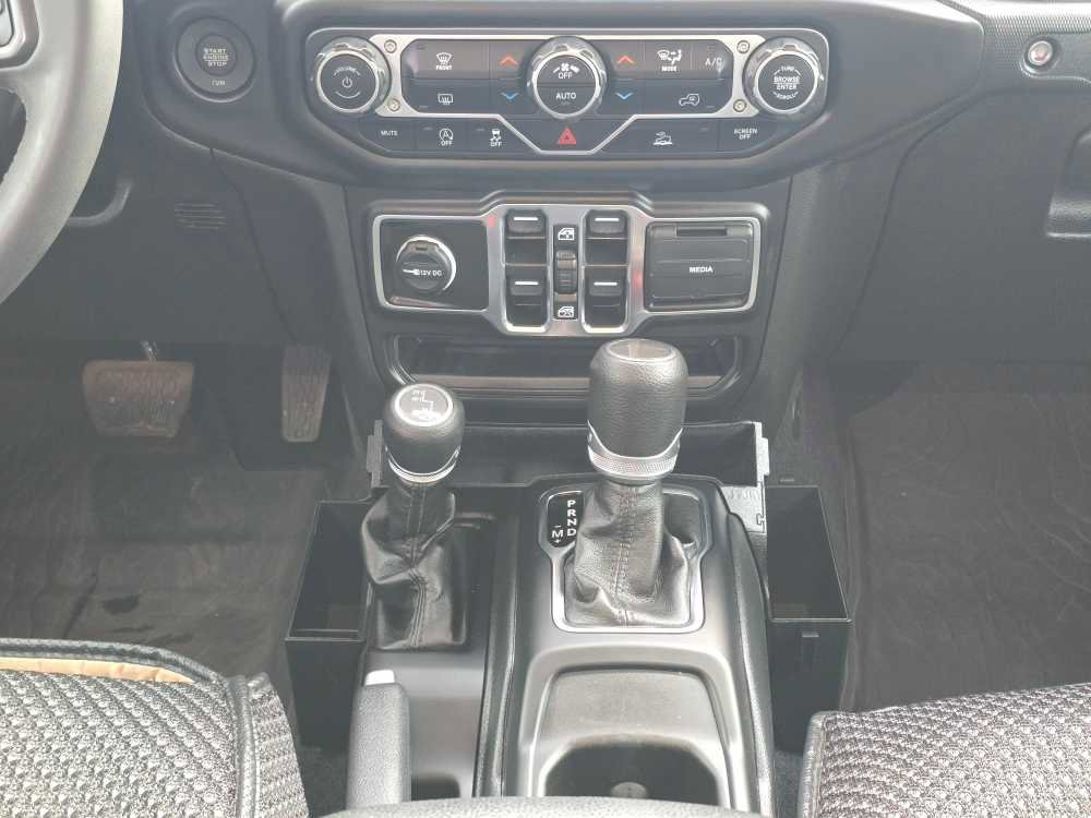 Used 2023 Jeep Gladiator Sport image 13