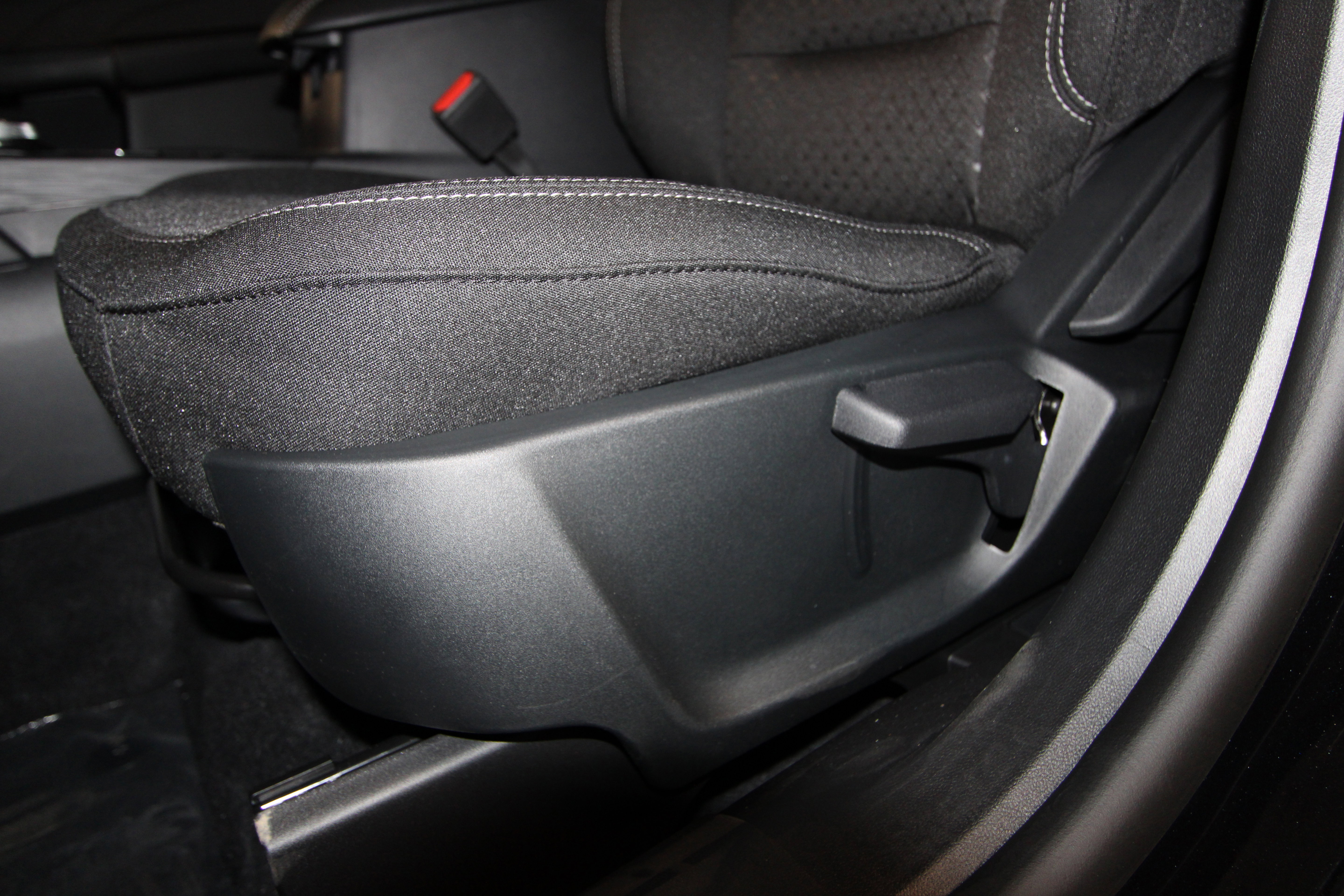 New 2026 Ford Escape Active w/ Cold Weather Package FWD image 6