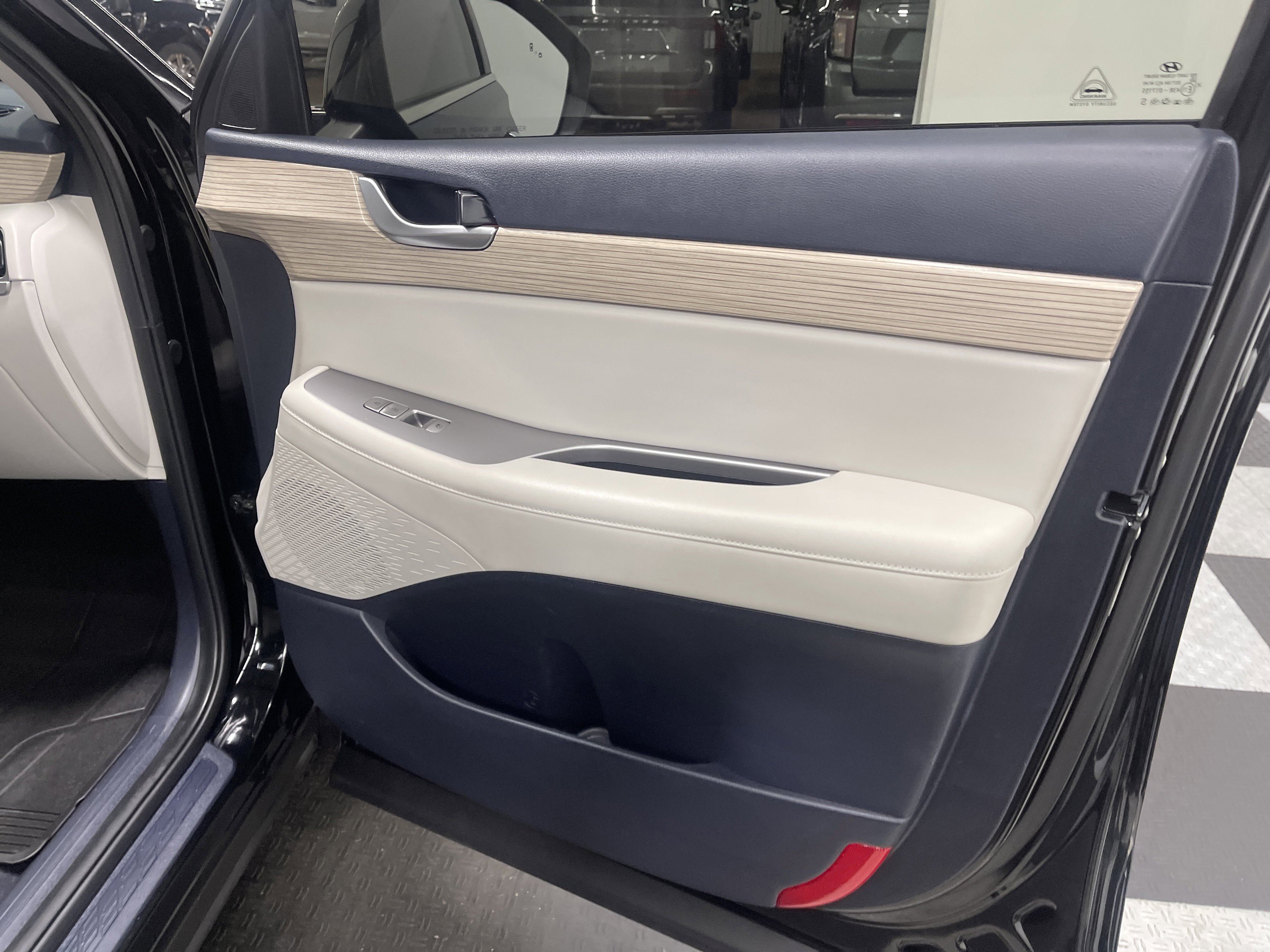 Used 2021 Hyundai Palisade SEL w/ Premium Package image 25