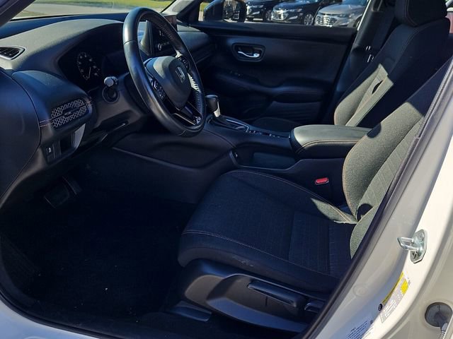 Used 2023 Honda HR-V Sport image 18