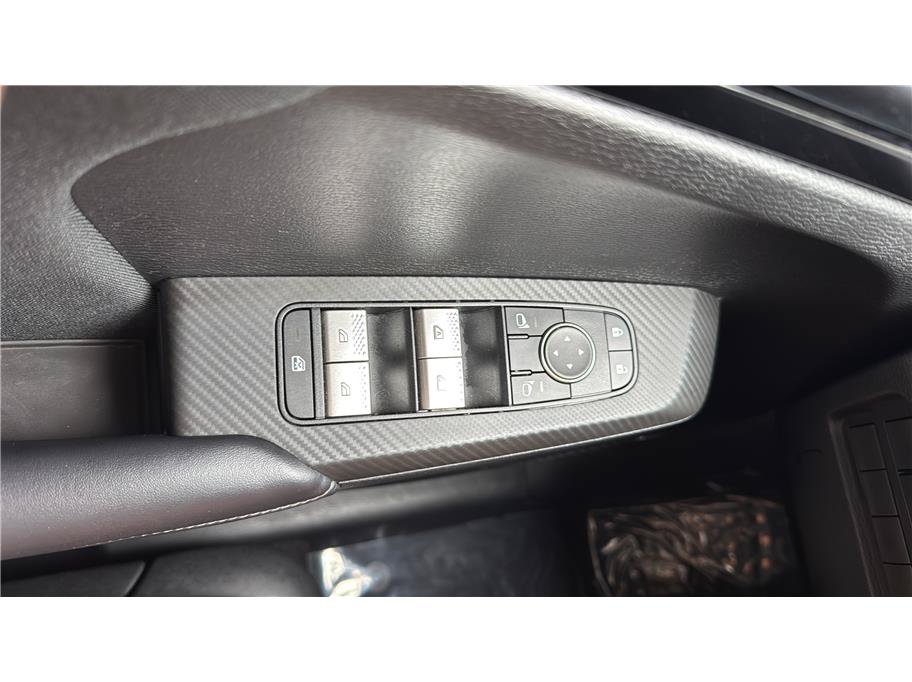 Used 2026 Mitsubishi Outlander ES FWD image 34