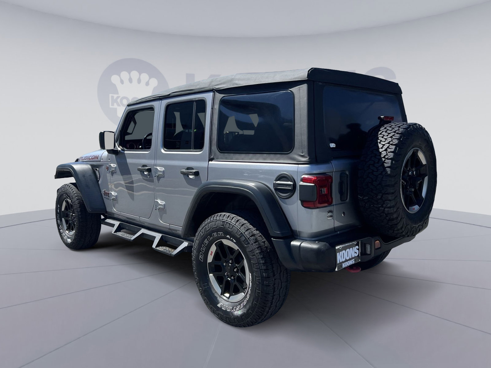 Used 2018 Jeep Wrangler Unlimited Rubicon w/ Steel Bumper Group image 4