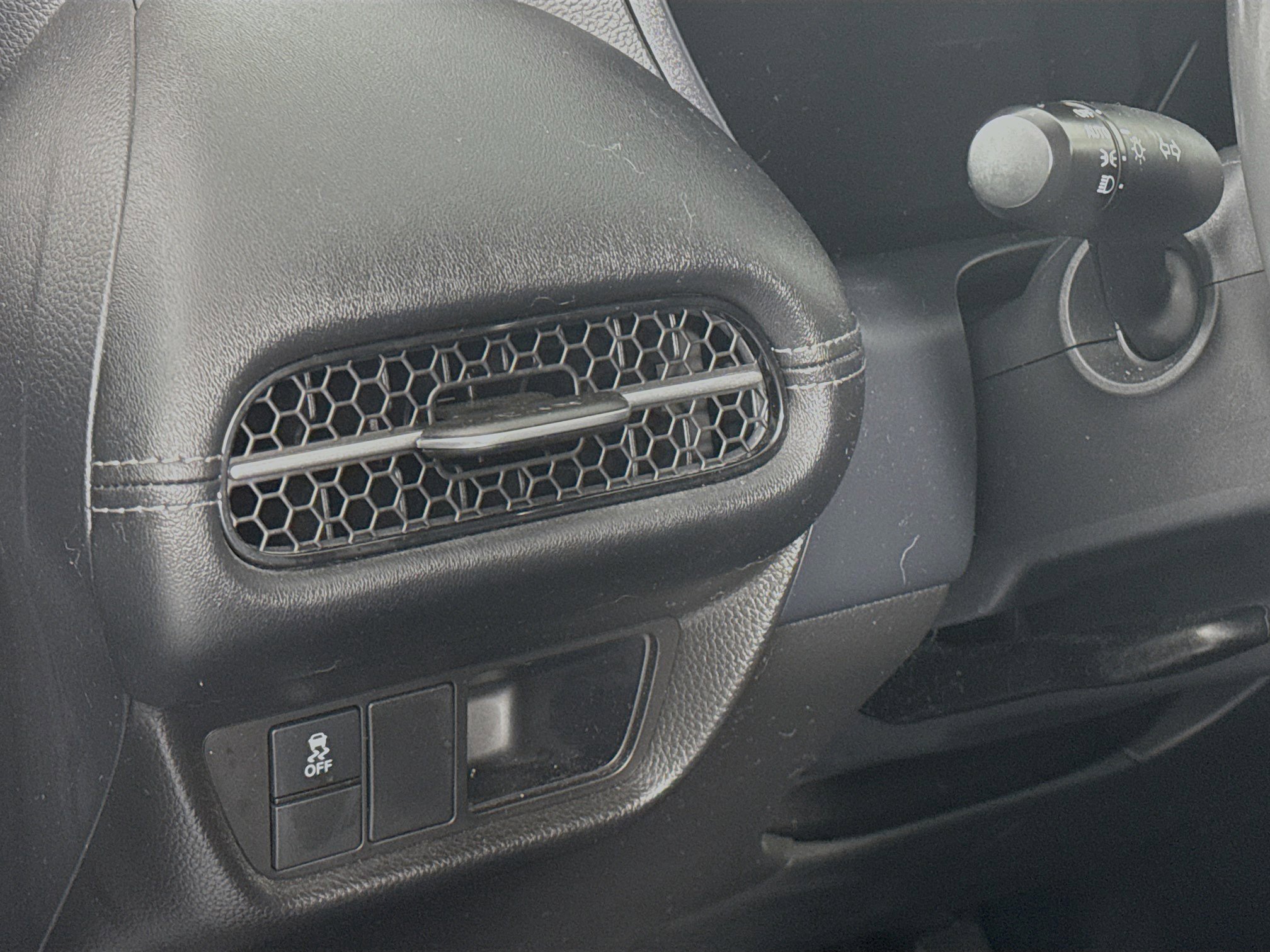 Certified 2024 Honda HR-V EX-L image 10