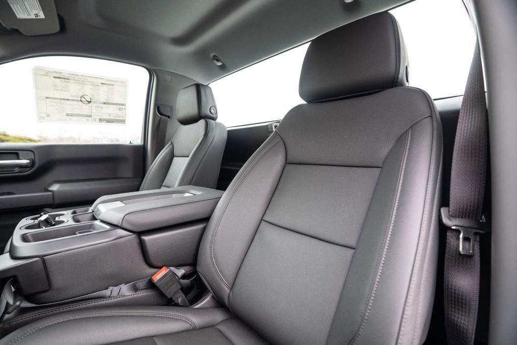New 2026 Chevrolet Silverado 1500 W/T image 12