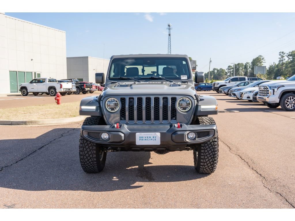 Used 2020 Jeep Gladiator Rubicon image 2