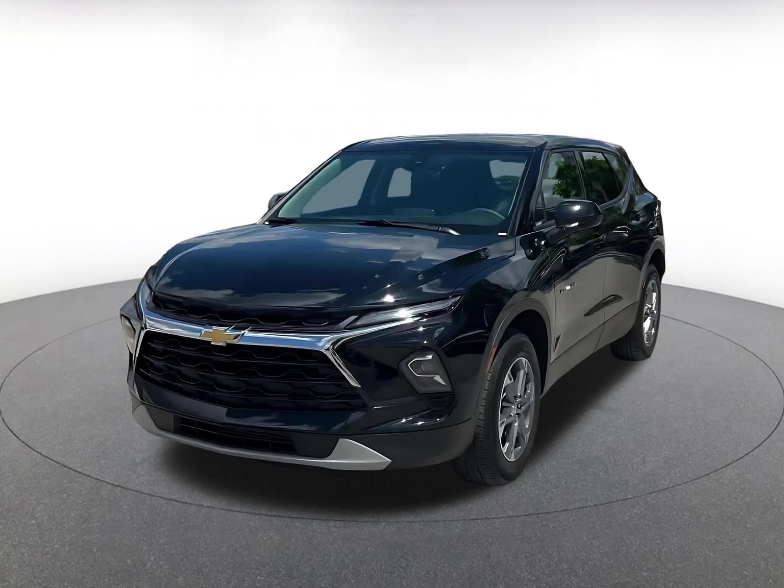 Used 2025 Chevrolet Blazer LT FWD image 7