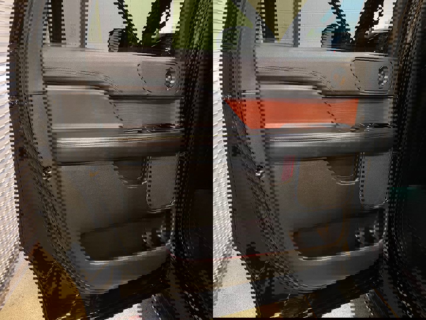 Used 2020 Lincoln Navigator L Reserve image 36