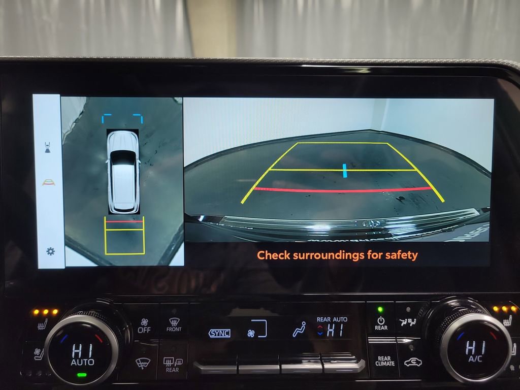 Used 2025 Toyota Highlander Platinum image 20