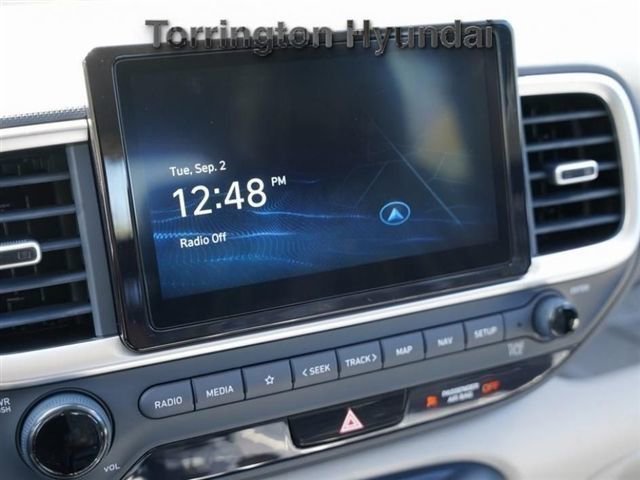 New 2025 Hyundai Venue Limited image 24